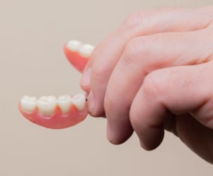 Southland Dental Surgery - Dentures
